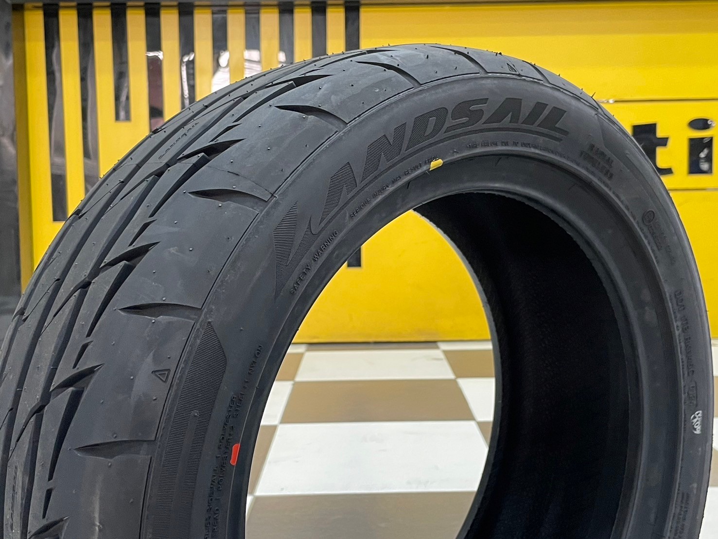 ยางลายซิ่ง 🔥🔥🔥#Landsail #RS009 195/50R15👍 ยางMade in Thailand 🔥🔥ยางสปอร์ต นุ่ม หนึบ ยางใหม่ปี2024