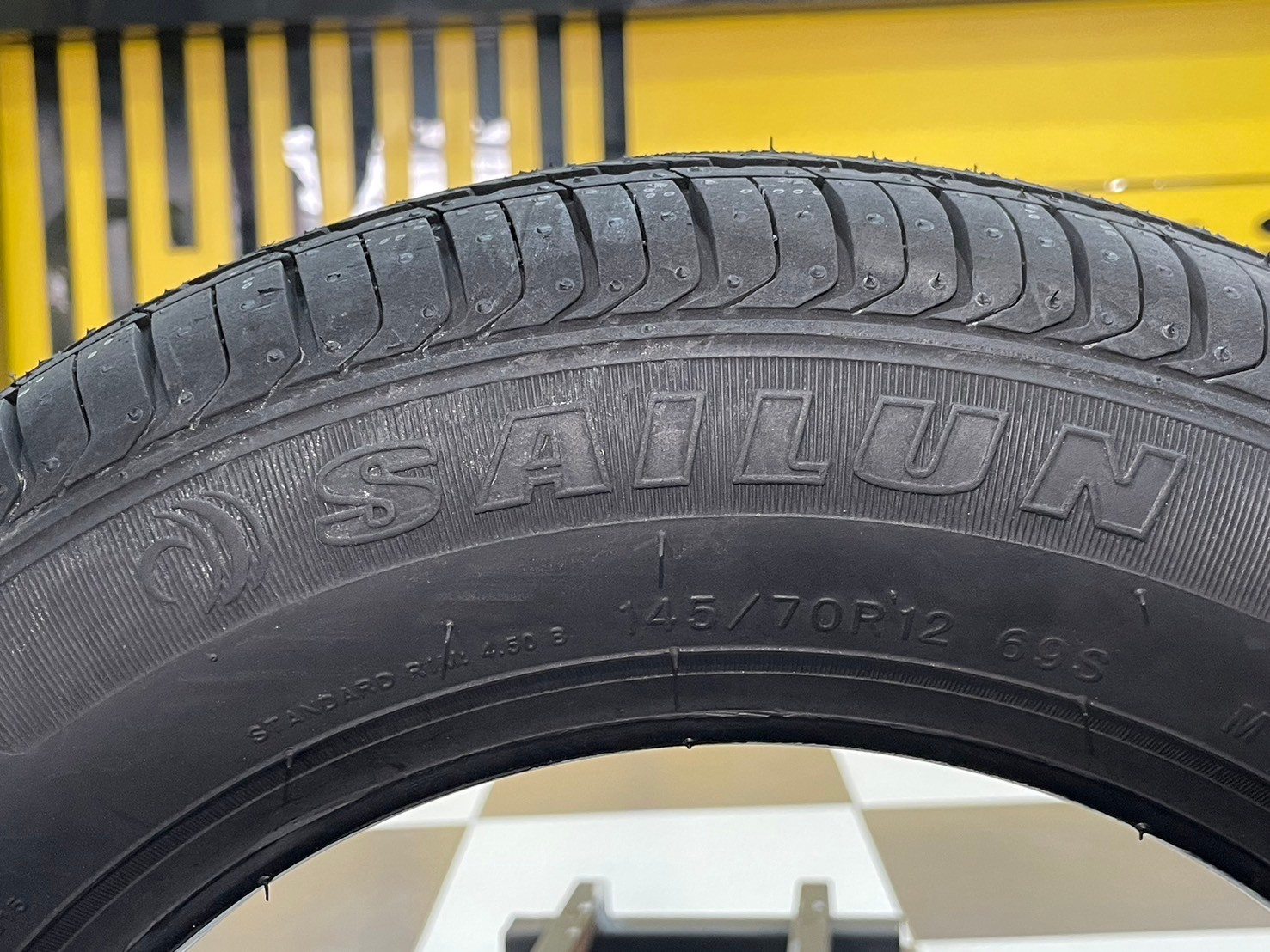ยางใหม่ #SAILUN "ไซหลุน" #145/70R12 ยางใหม่ปี2024