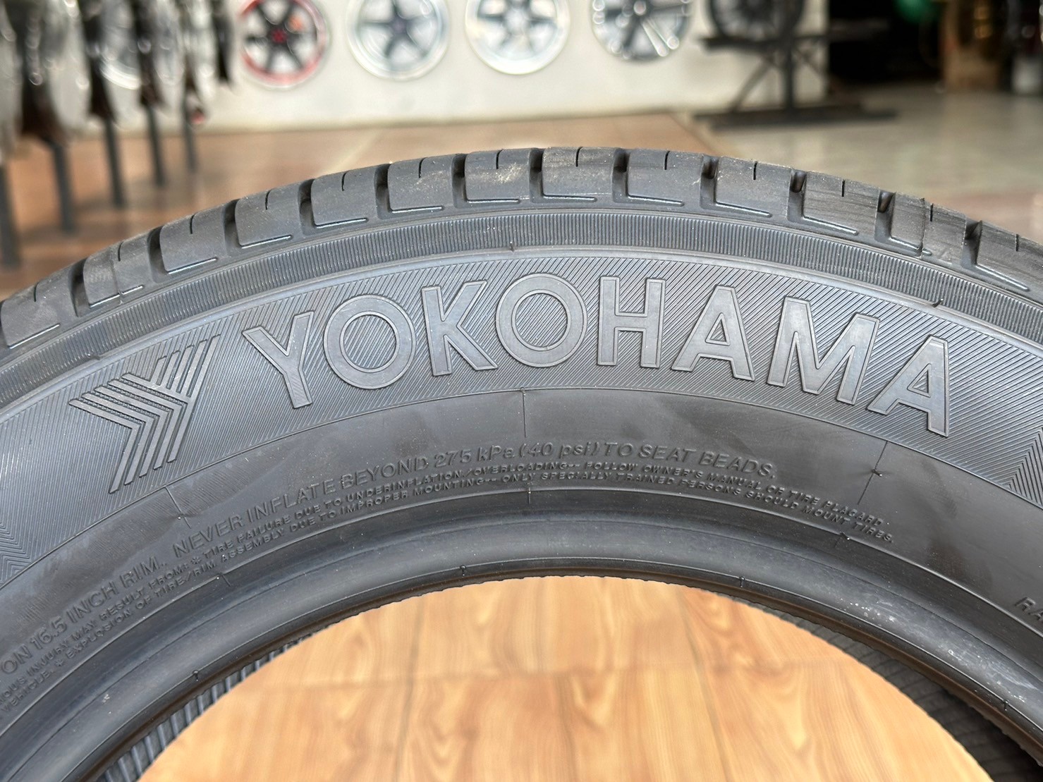 💥💥Promotion💥💥 YOKOHAMA A.Drive AA01 · 215/60R16 ยางใหม่ปี2023
