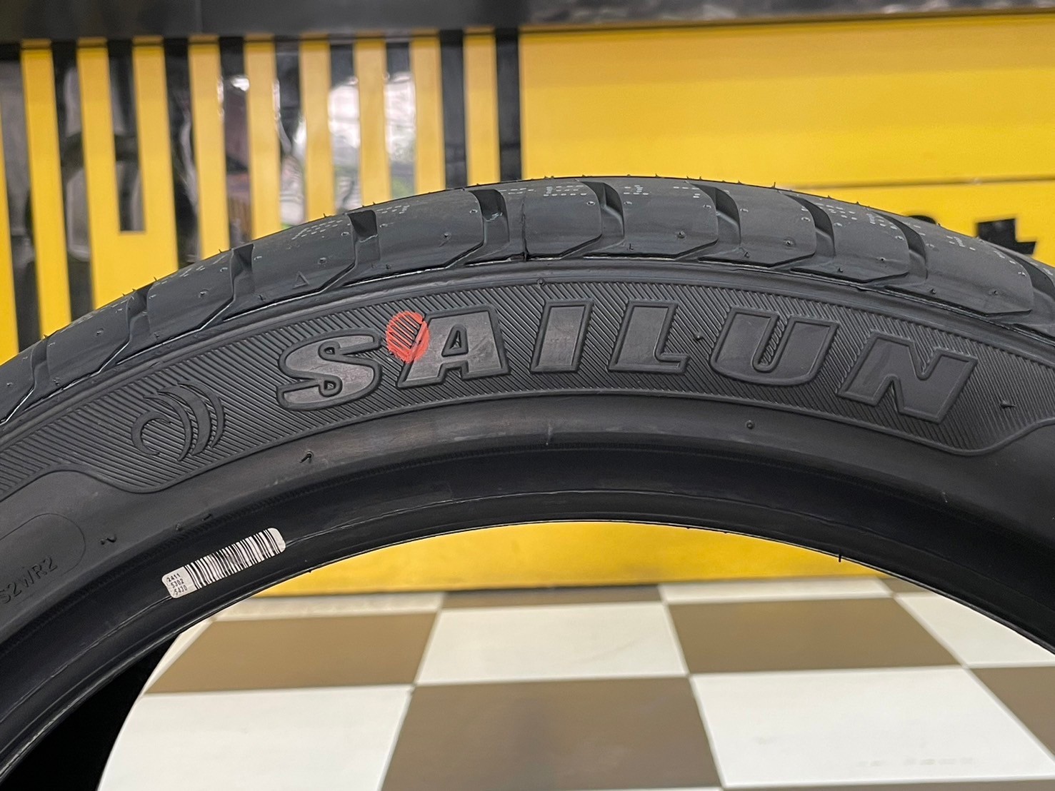 ยางไซหลุน #Sailun Atrezzo ZSR 225/45R18 ยางใหม่ปี2024