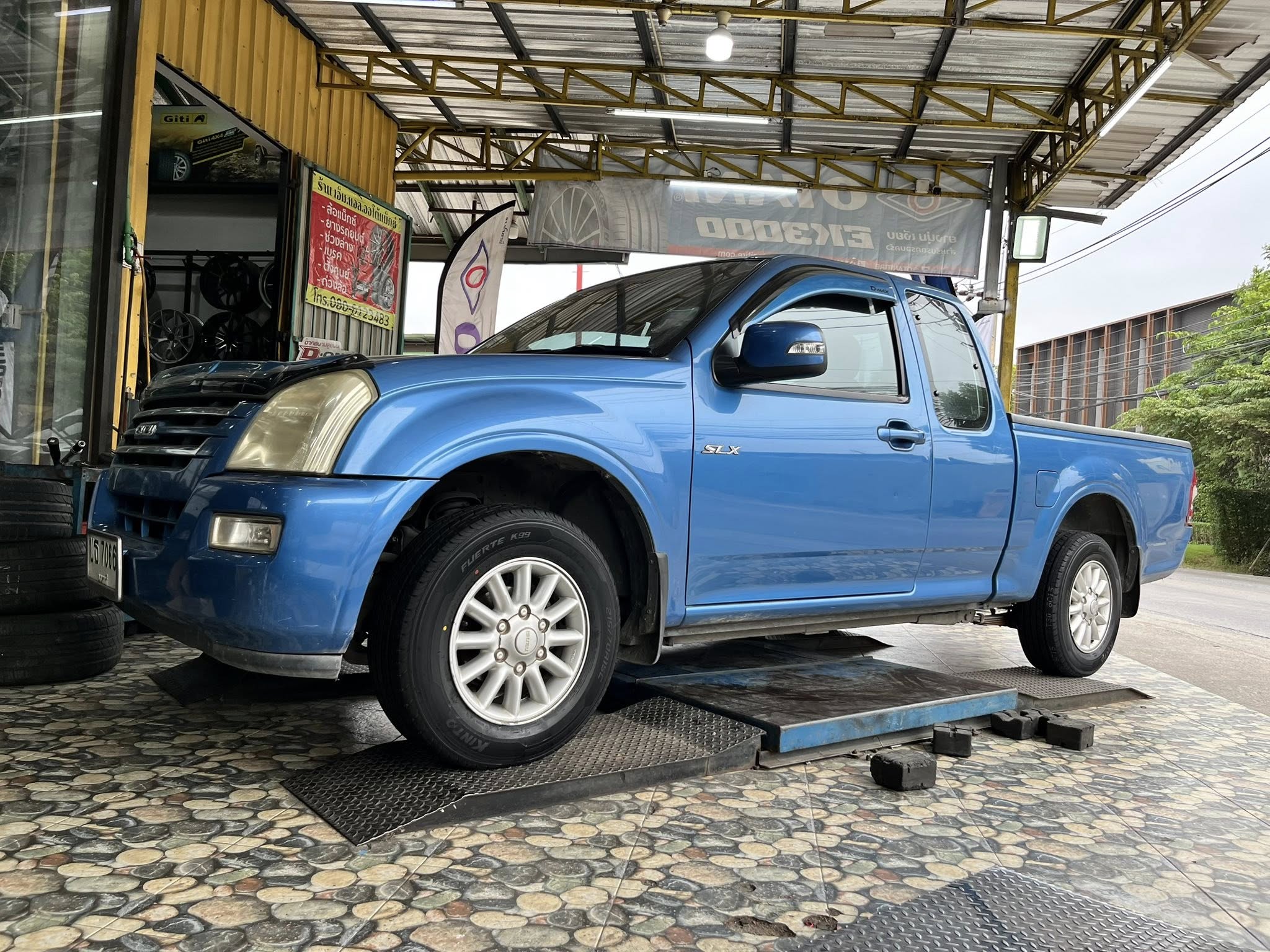 ISUZU_D-MAX🚘เปลี่ยนยาง 🛞🐘#KINTO_FUERTE K99_215/70R15