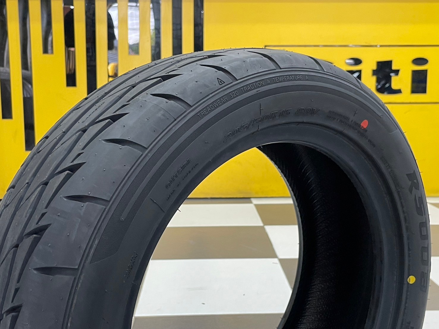 ยางลายซิ่ง Landsail RS009 205/50R15 ยางMade in Thailand รับประกันนุ่มหนึบ สเปคพิเศษ สำหรับล้อกว้าง ยางใหม่ปี2024