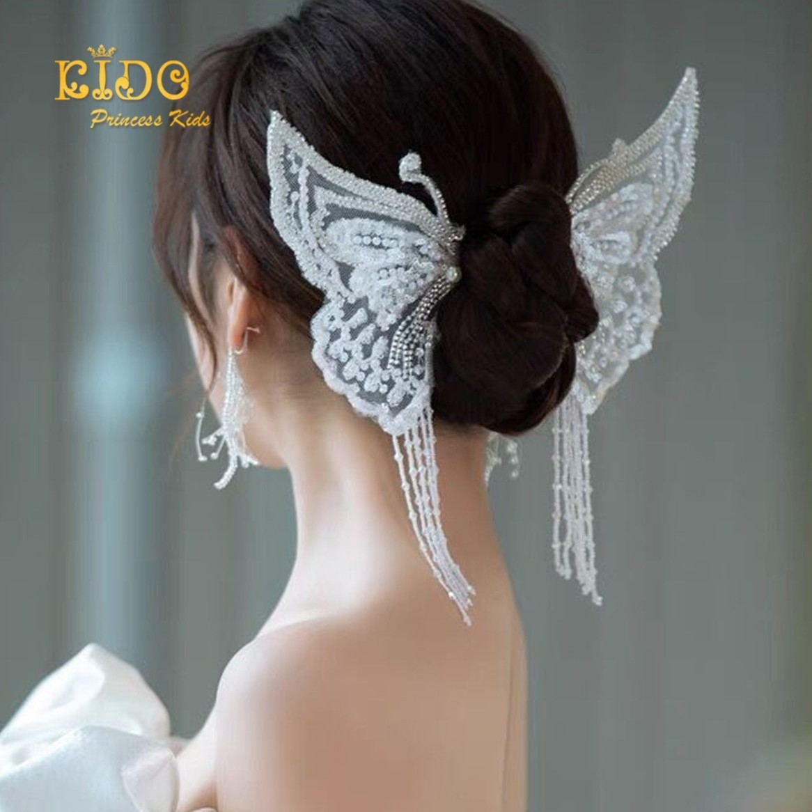 คาดผมเด็ก(หน้าร้านอยู่รัชดา)KF607กิ๊บติดผม เซตคู่ปีกหงษ์ สีขาว ดูสวยสง่า และหรูหรา