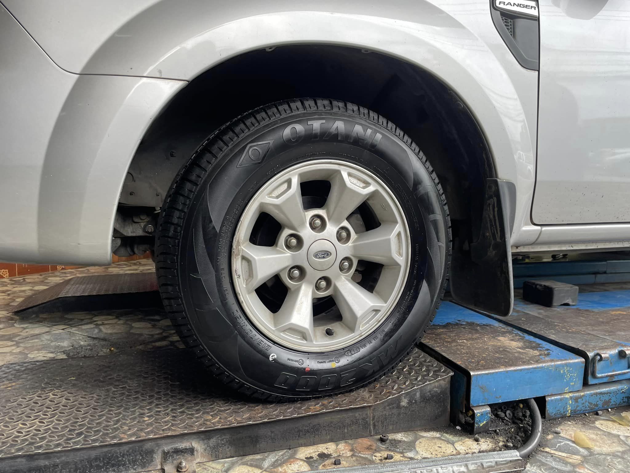 🚘 #FORD_RANGER❤️ 🛞 #OTANI_MK2000 215/70R15❗️❗️