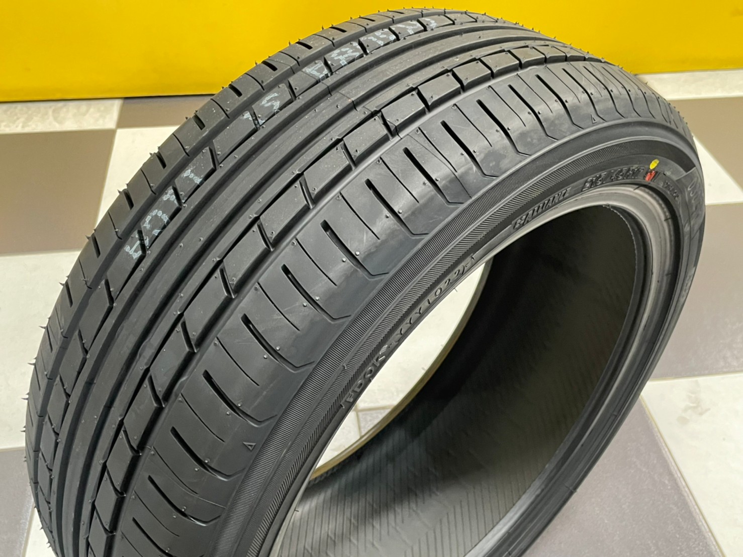 ยางใหม่ 215/45R17 ALLIANCE by YOKOHAMA ยางใหม่ปี2022
