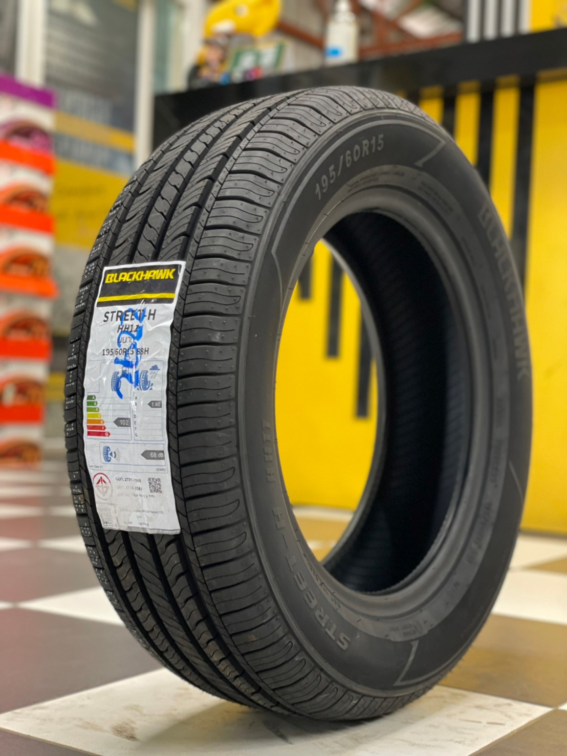 195/60R15 BLACKHAWK ยางใหม่รับประกัน100วันดคลมฟรีทุกกรณี จัดส่งฟรี ติดตั้งฟรี ยางใหม่ปี2022