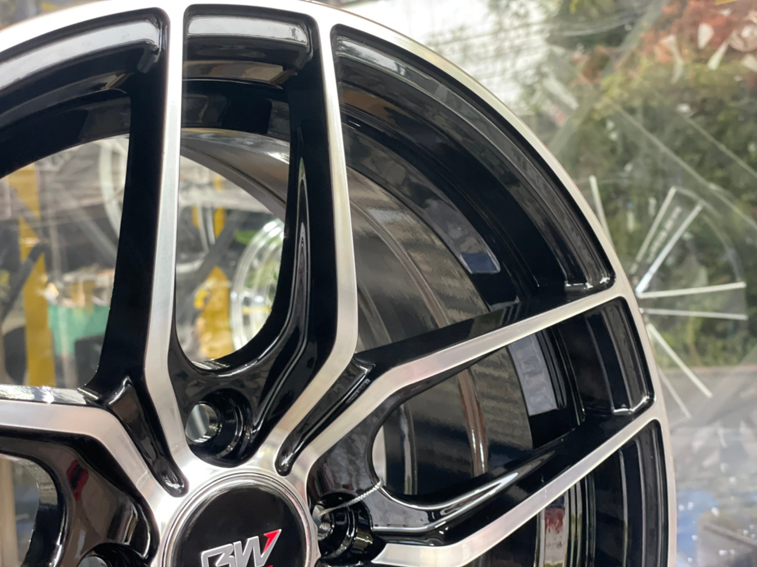 ล้อแม็กซ์ขอบ15 Brightwheels ASTON-3 ขอบ15 กว้าง7 ออฟ32 4รู100 สีดำหน้าเงา(FP/B)