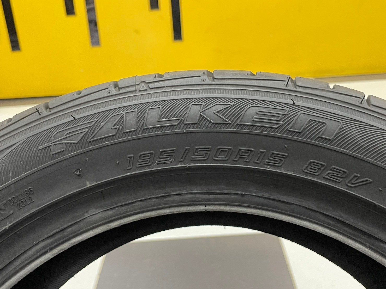 ยางใหม่ฟอเก้น Falken ZE914 195/50R15 ยางใหม่ปี2023 ราคาโปรโมชั่นพิเศษ พร้อมติดตั้งฟรี (4เส้น)