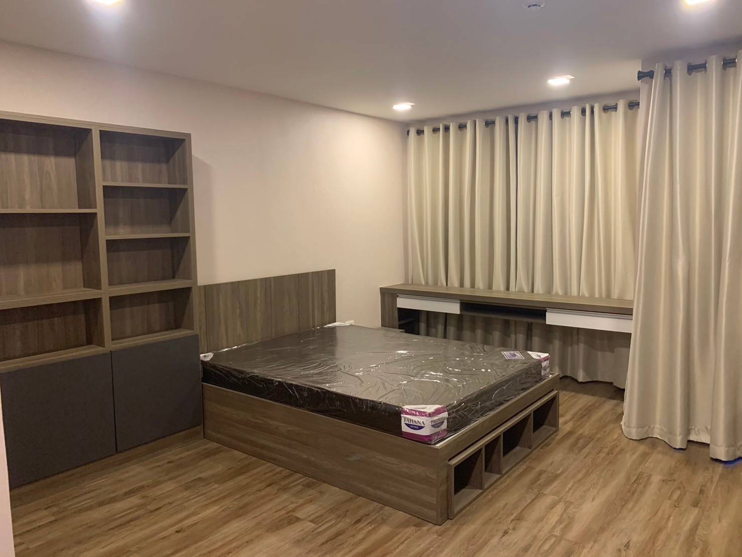 *FOR RENT & FOR SALE* Sun City MRT แยกไฟฉาย จรัญฯ 29/1 ใกล้ MRT แยกไฟฉาย 350 ม.