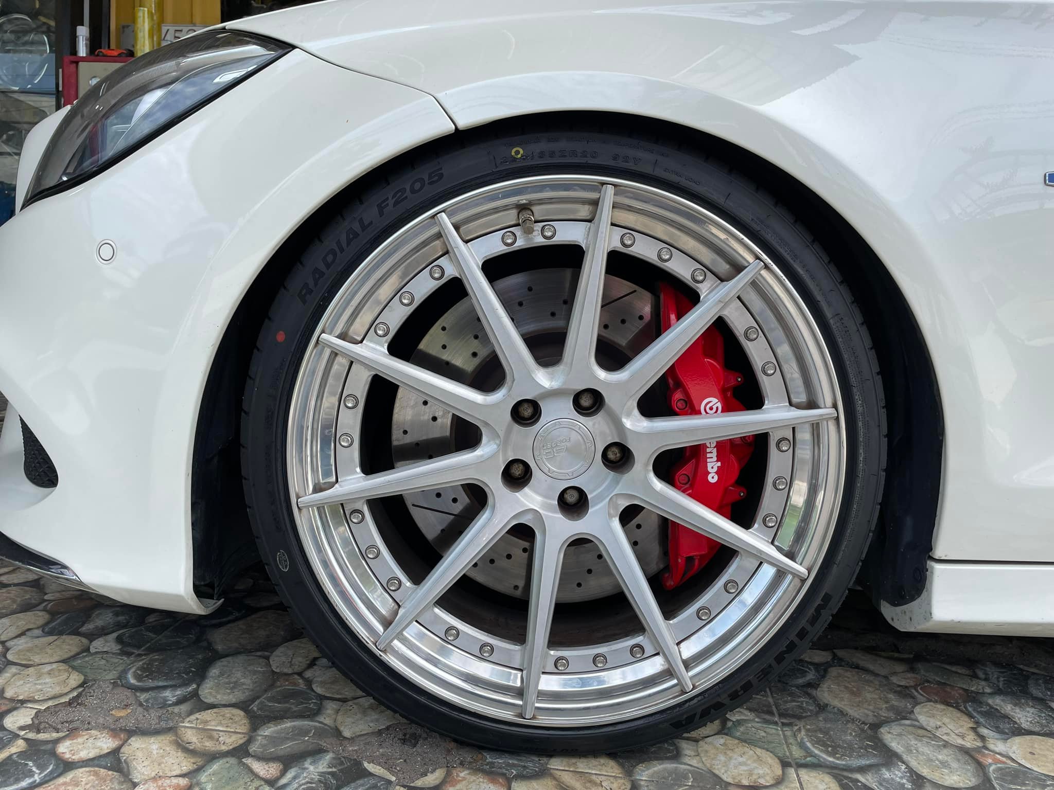 MINERVA F205 235/35R20 MINERVA F205 265/30R20