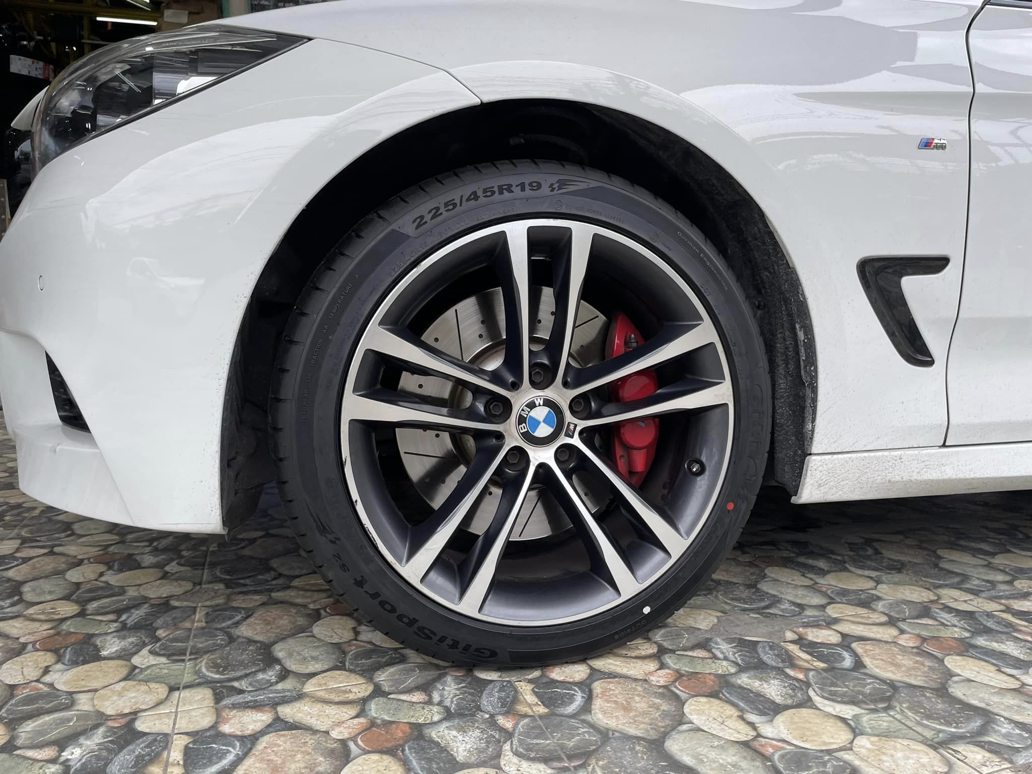 BMW_GT 320d❤️ 🛞#ยางจีที #ยางสปอร์ตสมรรถนะการขับขี่สูง 🛞 🛞#Giti_SportS2 225/45R19🛞 ❤️ #GITI_SportS2 255/40R19