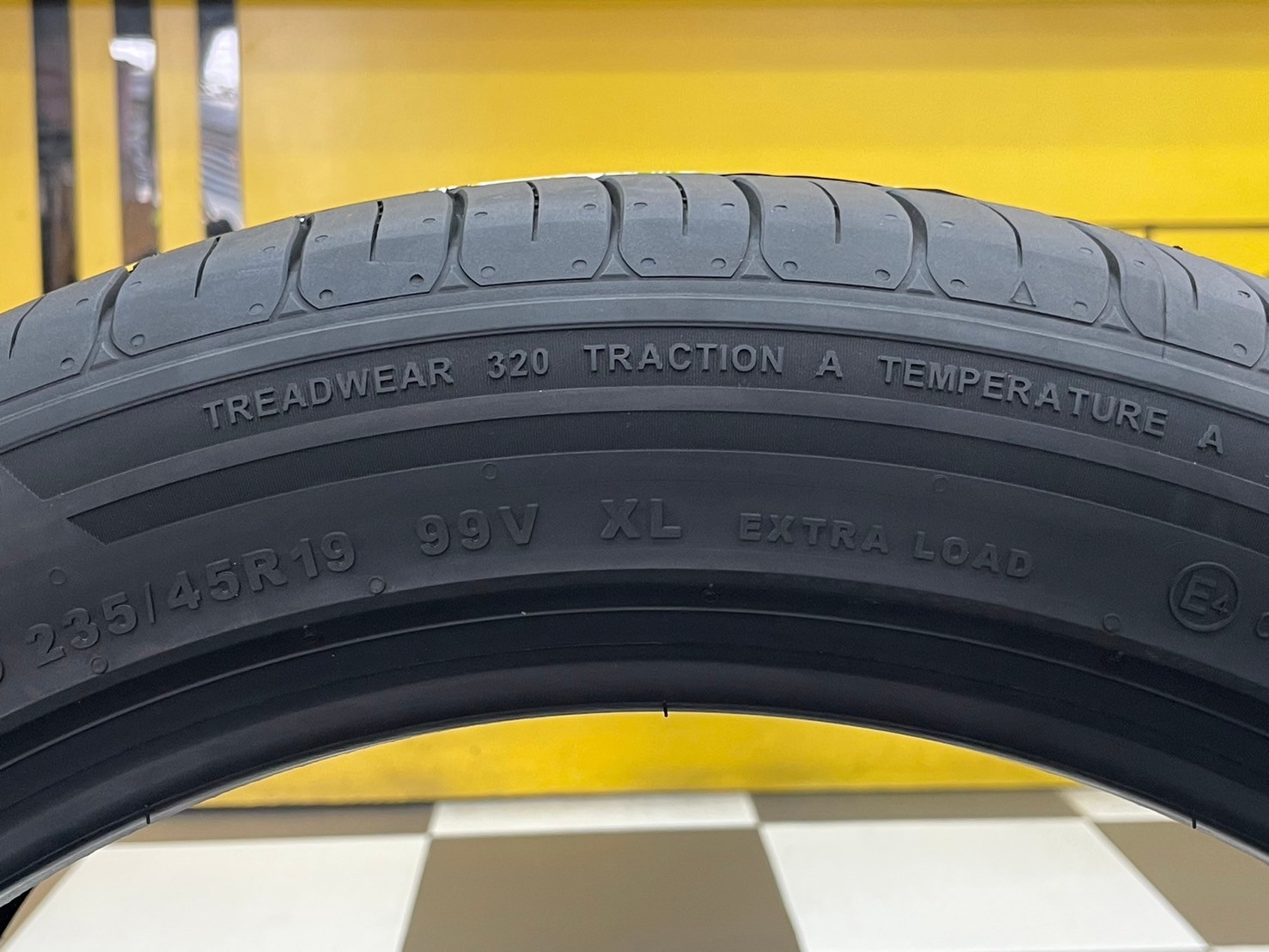 ยางใหม่ GITI Control P10 235/45R19 ยางใหม่ปี2024