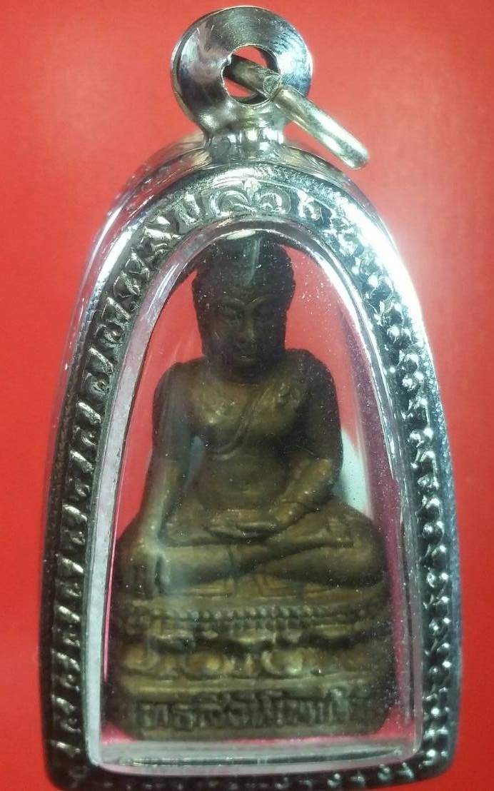 พระพุทธสิงห์เพชรมิ่งมงคล วัดพระธาตุลำปางหลวง ปี54