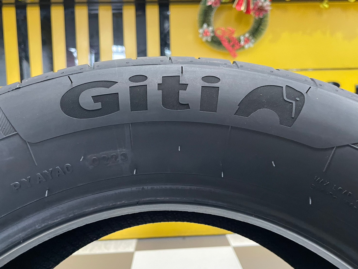 225/55R16 ยางใหม่ GITI SynergyH2 ยางใหม่ปี2023 ราคาโปรโมชั่นพิเศษ พร้อมติดตั้งฟรี