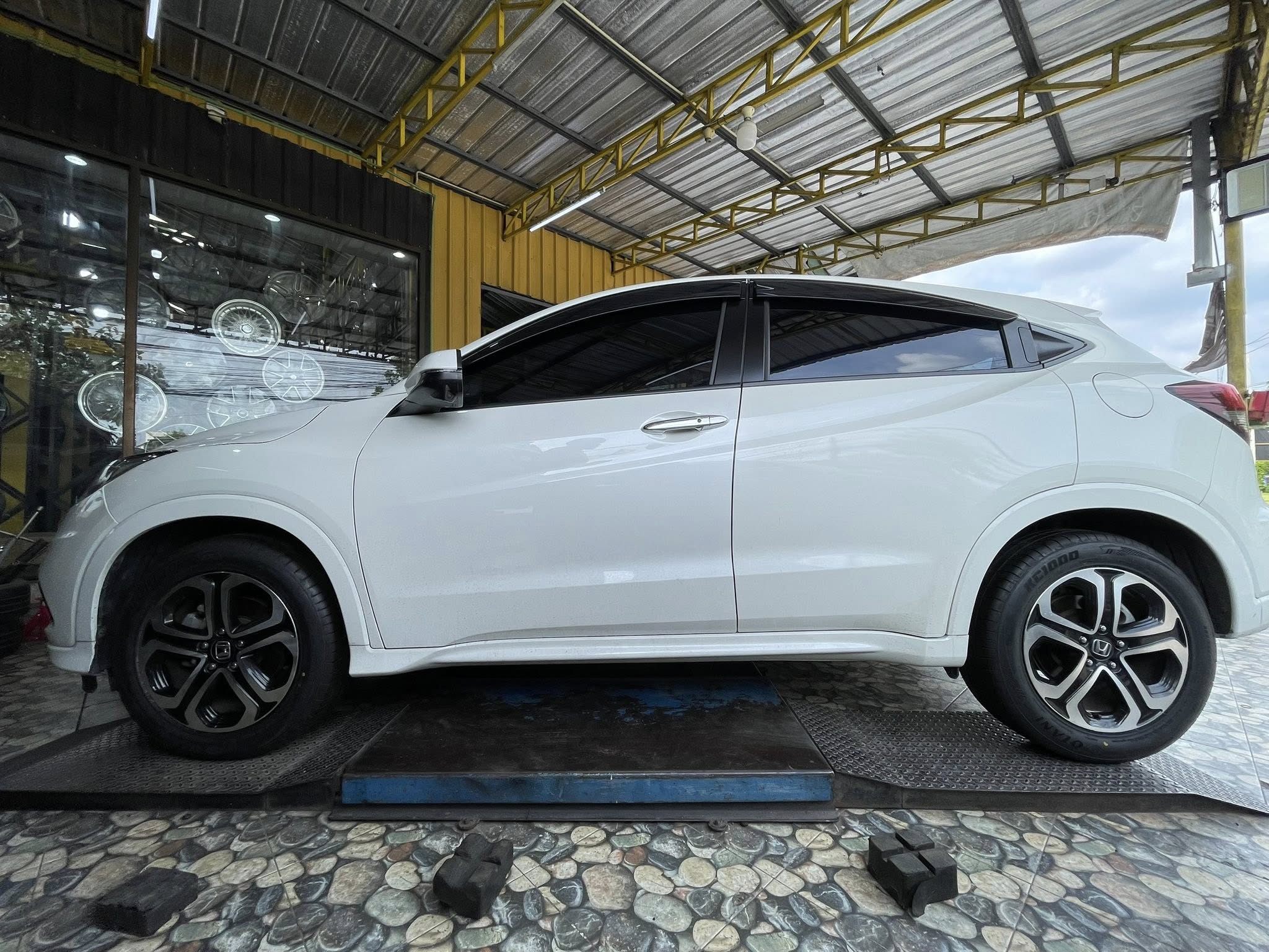HONDA_HRV 🚘เปลี่ยนยาง 🛞🐘#OTANI_KC1000_225/55R17