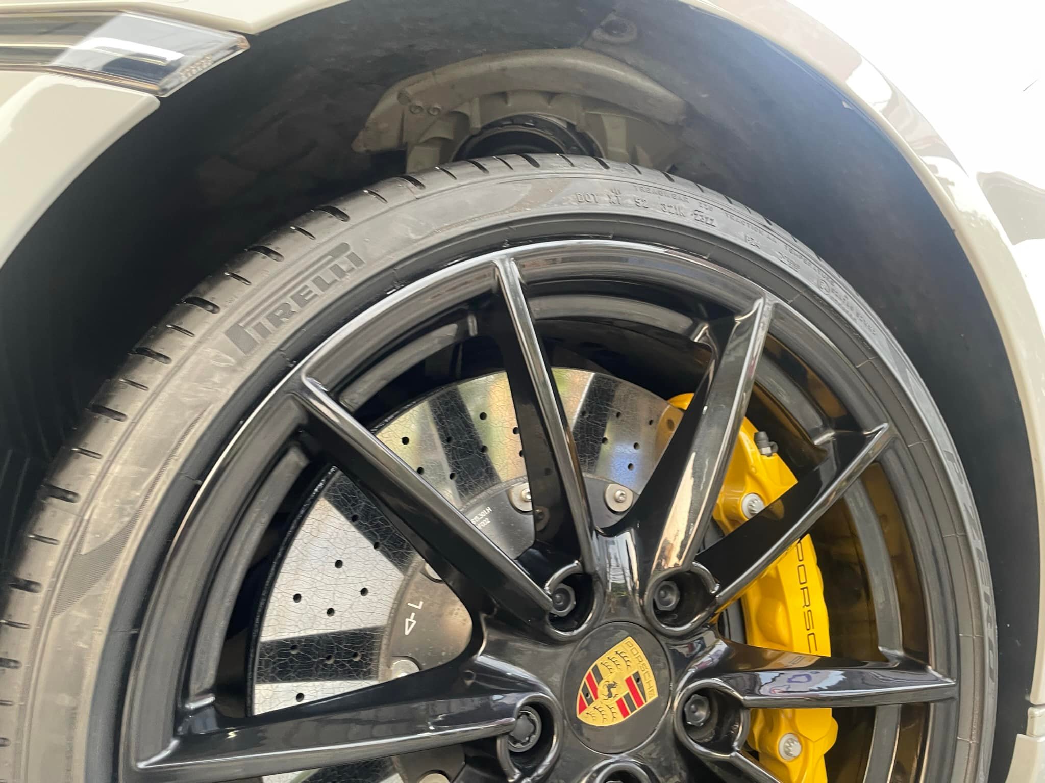PORSCHE 911 S/T เปลี่ยนยางสปอร์ตสมรรถนะสูง #PIRELLI P-ZERO PZ4 245/35R20