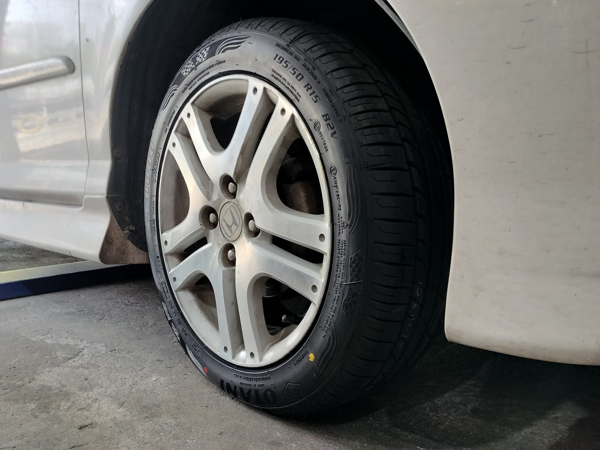 #HONDA_JAZZ #OTANI_EK1000_195/50R15