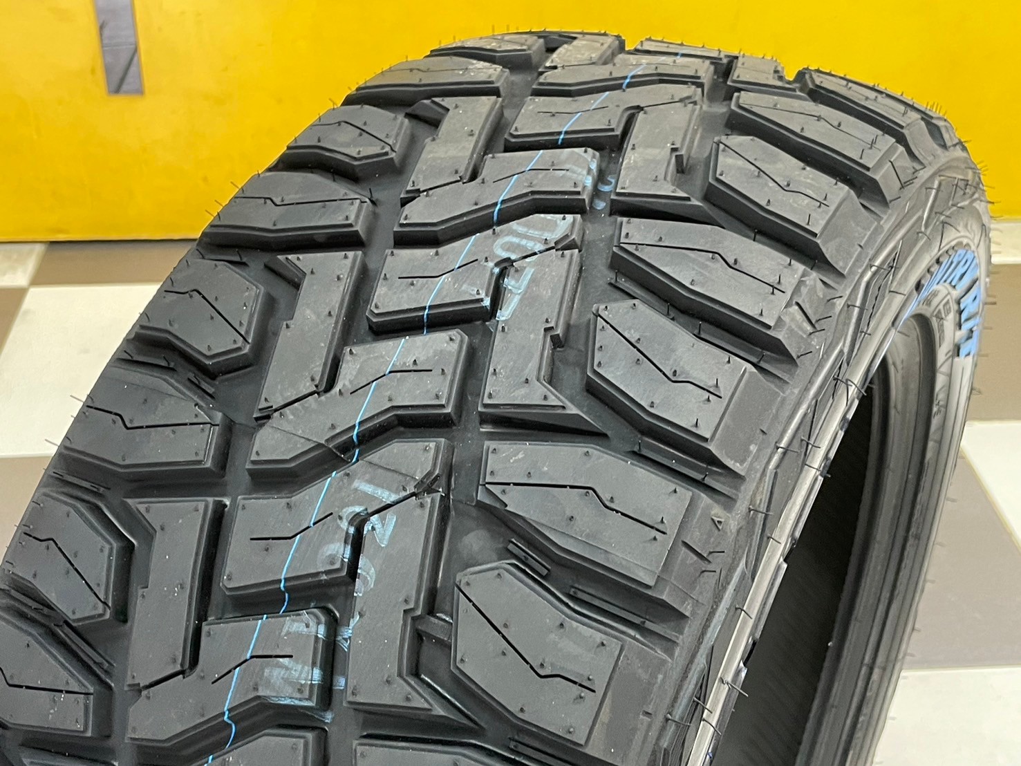 ยางใหม่ #TOYO Open Country R/T 265/50R20 ยางใหม่ปี2024 ยางตัวหนังสือสีขาว