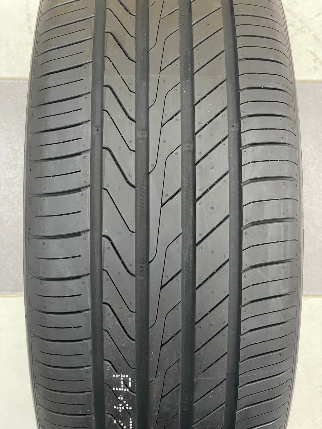 ยางใหม่ GITI Control P10 235/45R19 ยางใหม่ปี2024