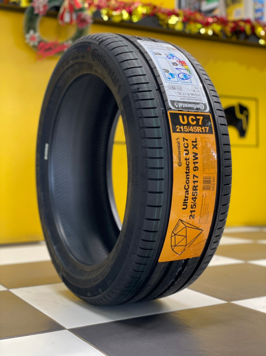 ยางใหม่ คอนตินเนนทอล 215/45R17 Continental UltraContact UC7 ยางใหม่ปี2023