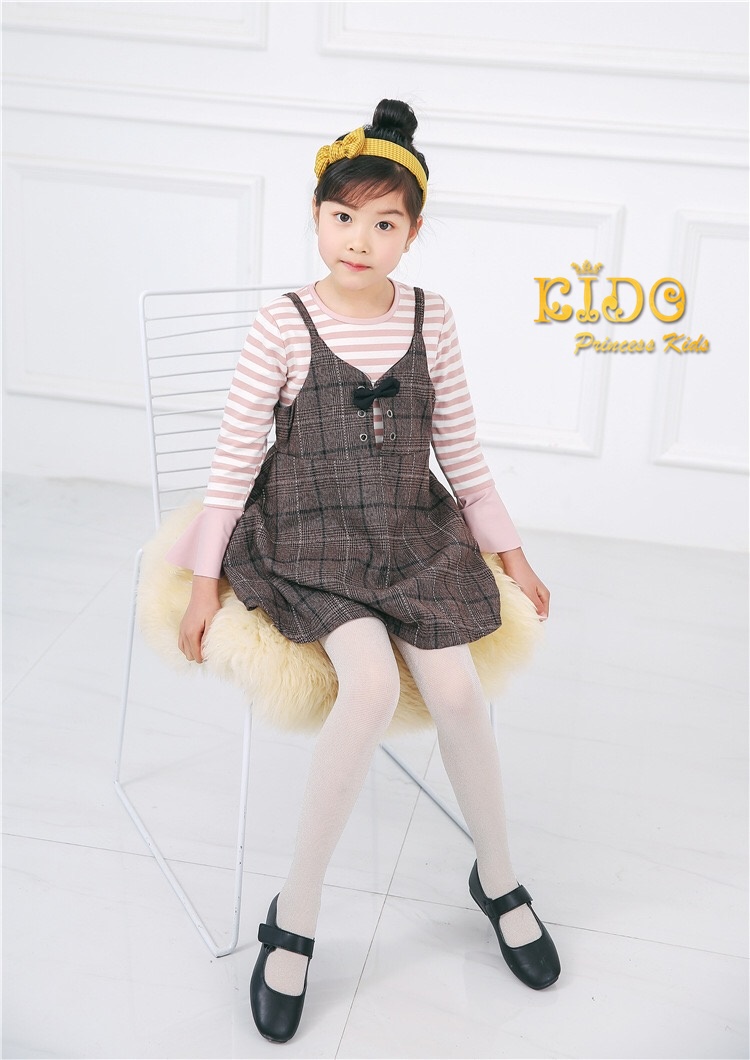 ถุงน่องเด็ก(หน้าร้านอยู่รัชดา)L16S36 สีดำผ้าเงาวิ้งๆแบบทึบ