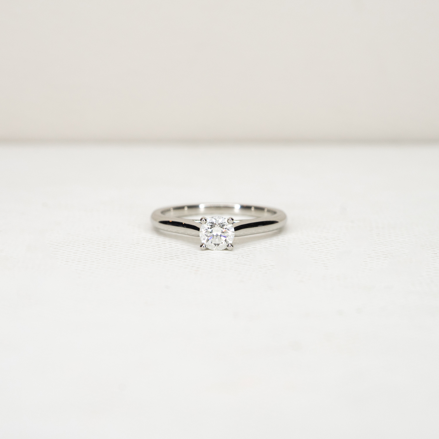 แหวน Cartier 1895 Solitaire ring Platinum 950 with 0.31carat H VVS1 Diamond ไซส์47#+กล่อง+การ์ด+ใบเซอร์GIA (Used)