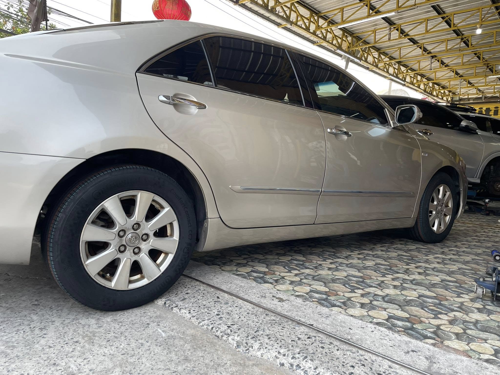 #TOYOTA_CAMRY🚘เปลี่ยนยาง 🛞🐘#Continental_CC7_215/60R16 ❤️ 🛞 #บริการตั้งศูนย์ล้อ