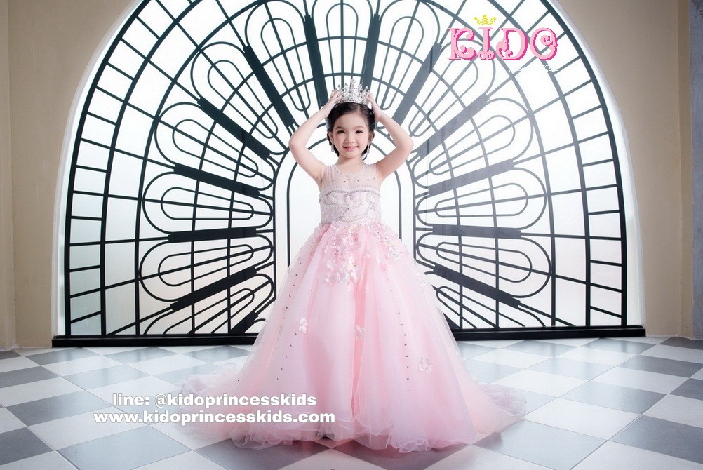 ชุดราตรีเด็กสีชมพู *มีหน้าร้านอยู่รัชดา ลองได้ เปลี่ยนได้ ถ่ายรูปเองจากสินค้าจริง*ชุดออกงานเด็กกระโปรงยาวตกแต่งลูกไม้