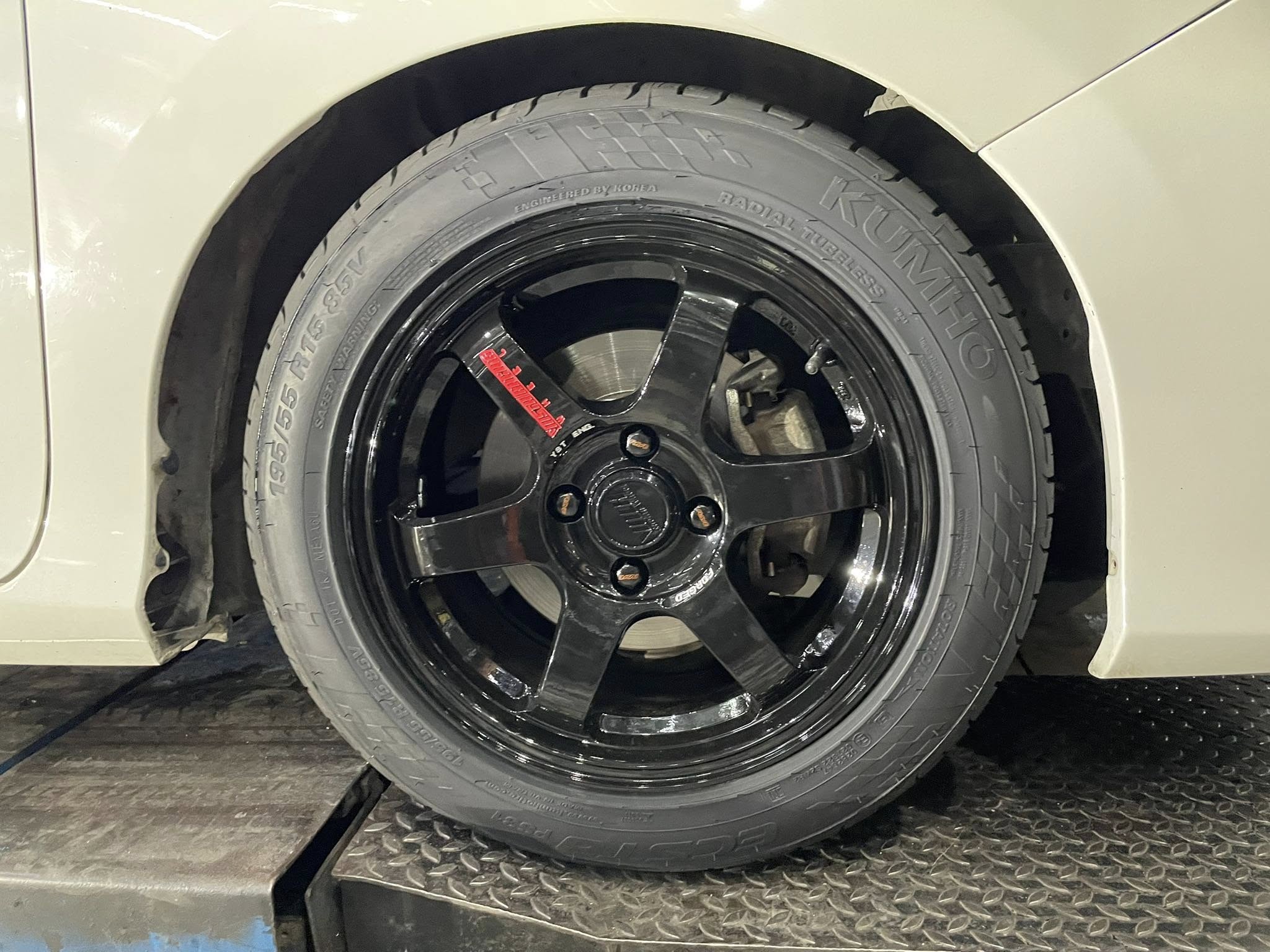 #HONDA_CITY🚘❤️💫 🛞🐘#KUMHO_PS31_195/55R15 ❤️ 🛞 #ล้อTE37 15X7 ET35 4X100 ดำหยอดแดง