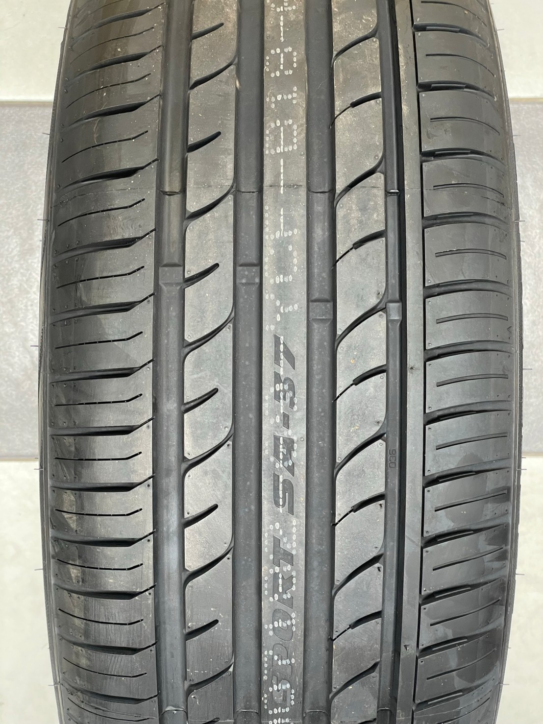 ยางใหม่ GOODRIDE SA37 245/45R20 ยางใหม่ปี2022