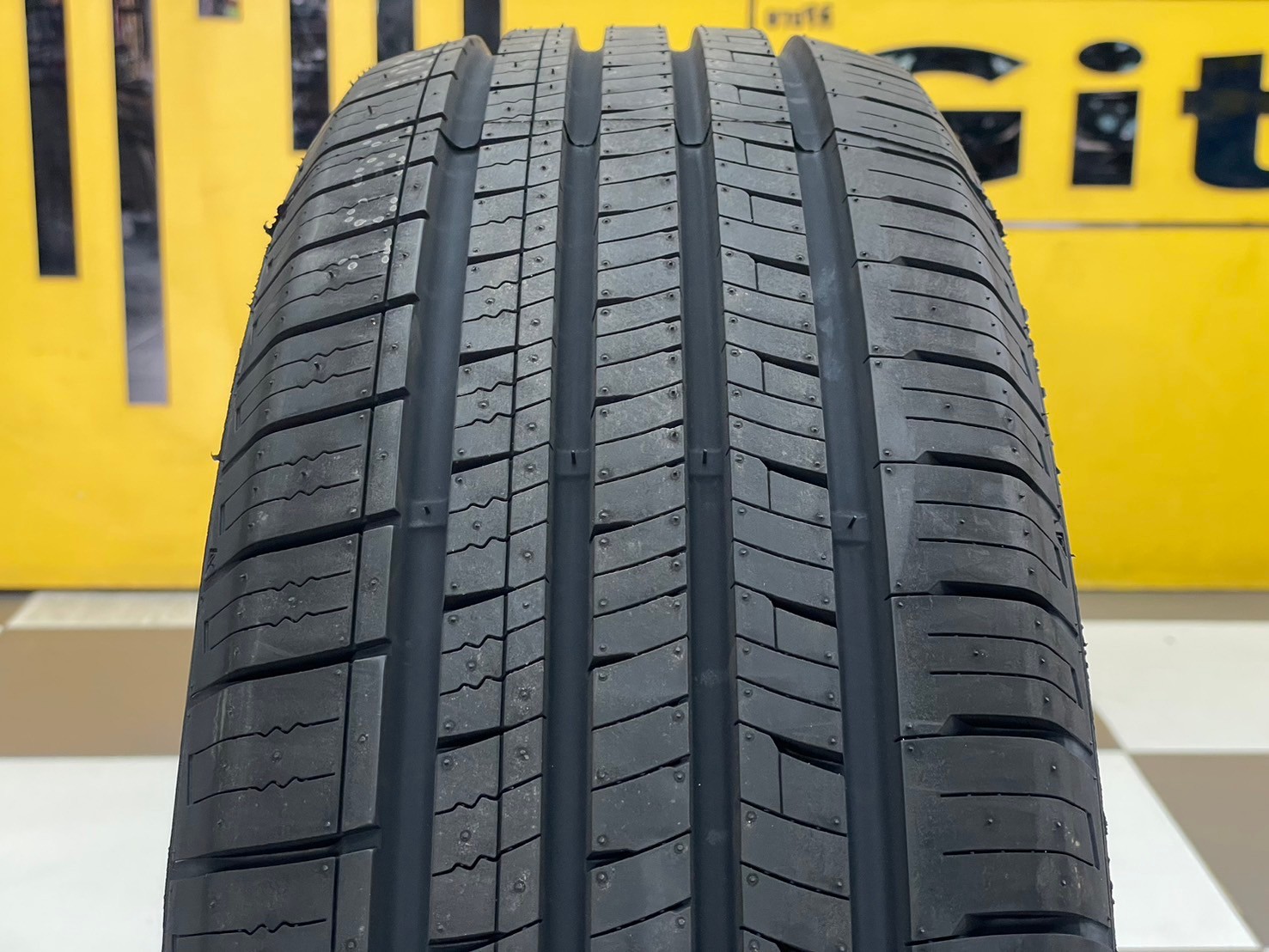 ยางใหม่AUSTONE SP602 225/65R17 ยางใหม่ปี2024