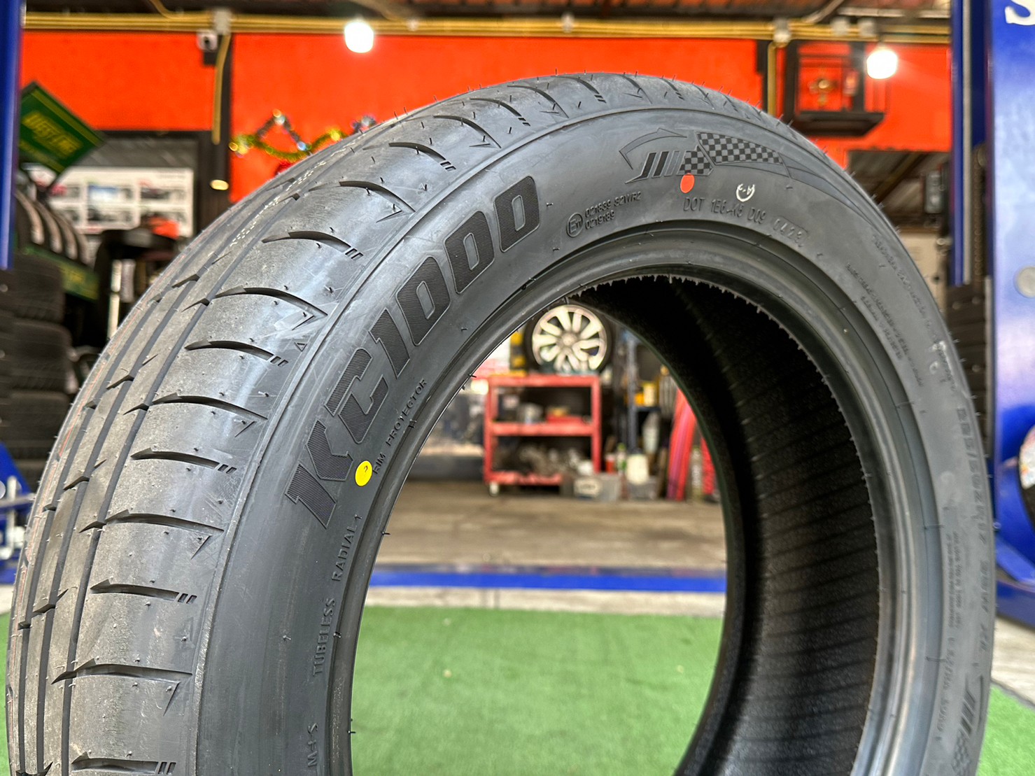 OTANI KC1000 225/50R17 ยางใหม่ปี2023 ราคาพิเศษพร้อมติดตั้งฟรี สามารถสอบถามเพิ่มเติมได้ค่ะ