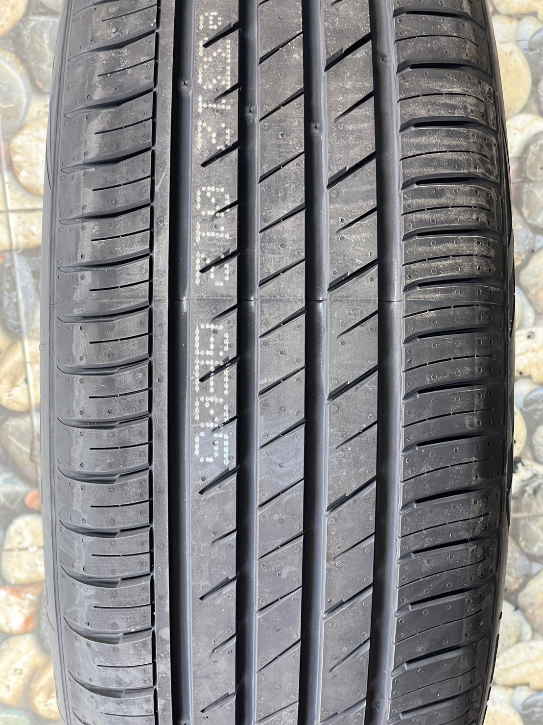 Giti Control P80 235/55R19 ยางใหม่ปี2023