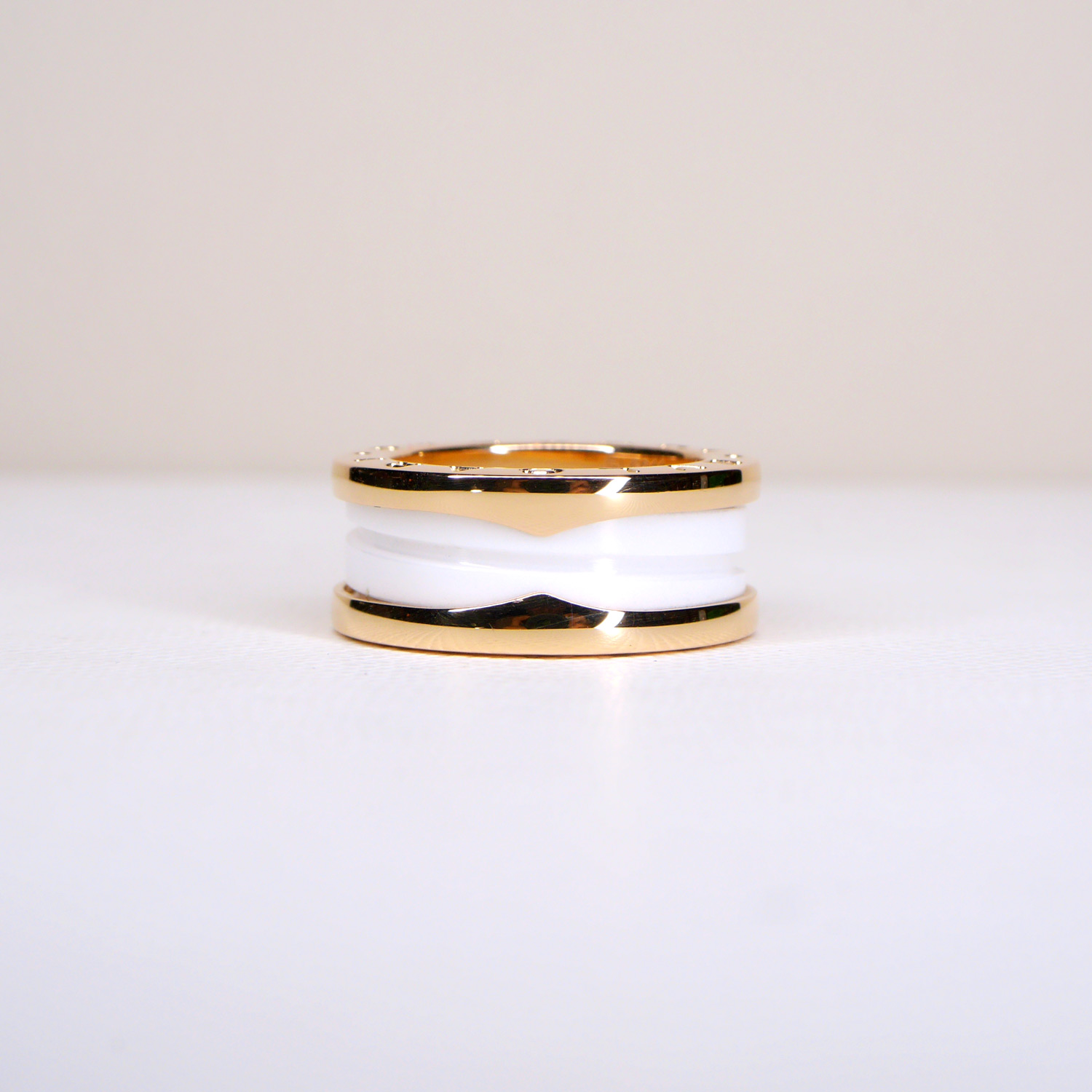 แหวน Bvlgari B.zero1 2band with White Ceramic Spiral ทองชมพู 18K ไซส์47#(Used)