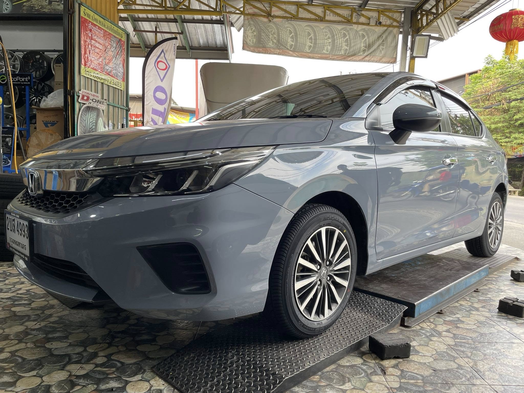 #HONDA_CITY เปลี่ยนยาง 🛞🐘#YOKOHAMA_E70_185/60R15 ❤️ 🛞 #ยางสมรรถนะสูง นุ่มเงียบ