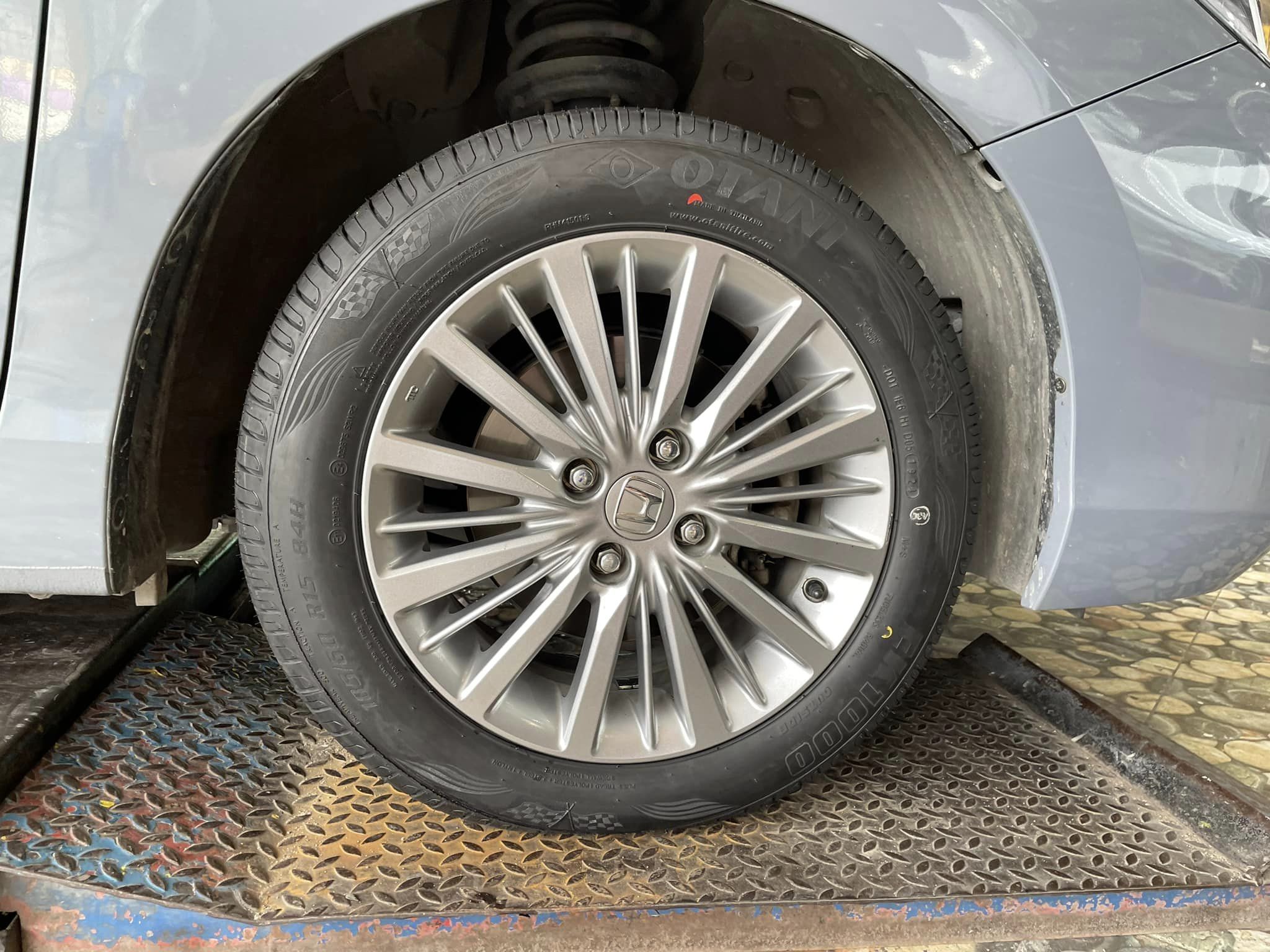 🚘 #Honda_City 🛞#OTANI #EK1000 185/60R15🛞