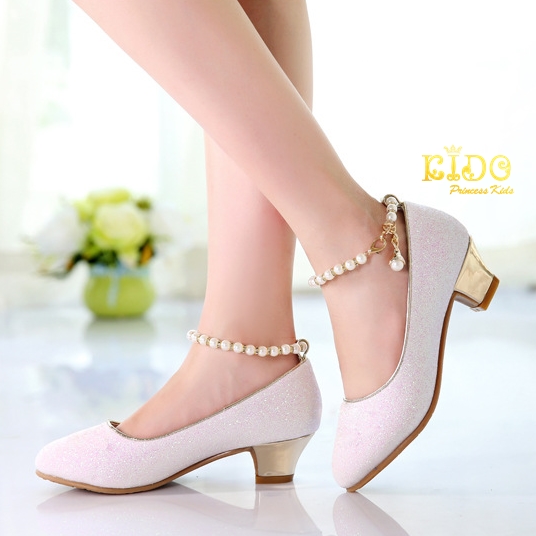 รองเท้าเด็ก(หน้าร้านอยู่รัชดา ลองได้)H120 สีขาว สายรัดข้อมุก