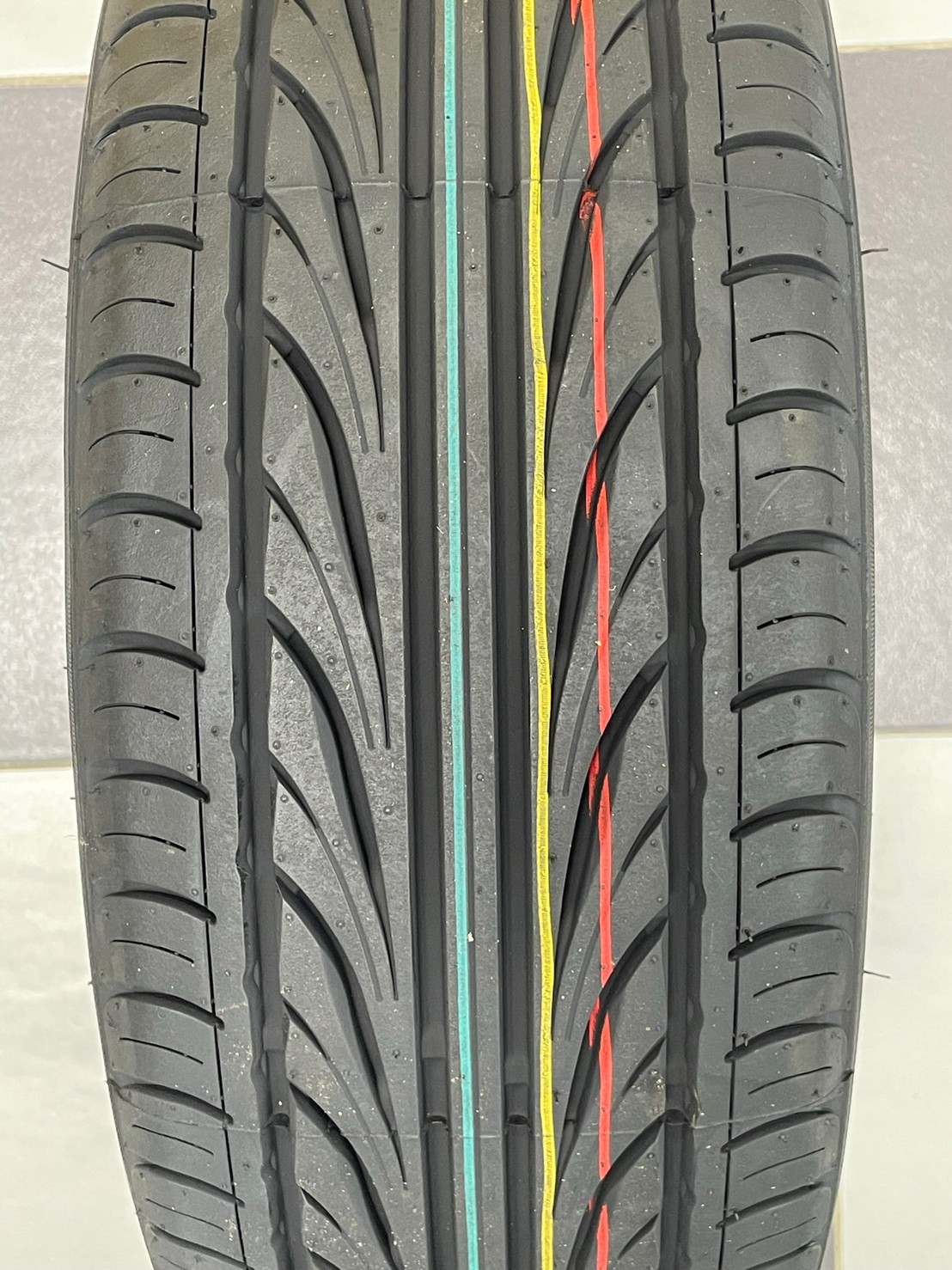 205/45R17 ยางใหม่ดีสโตน Deestone CARRERAS R702 ยางใหม่ปี2022