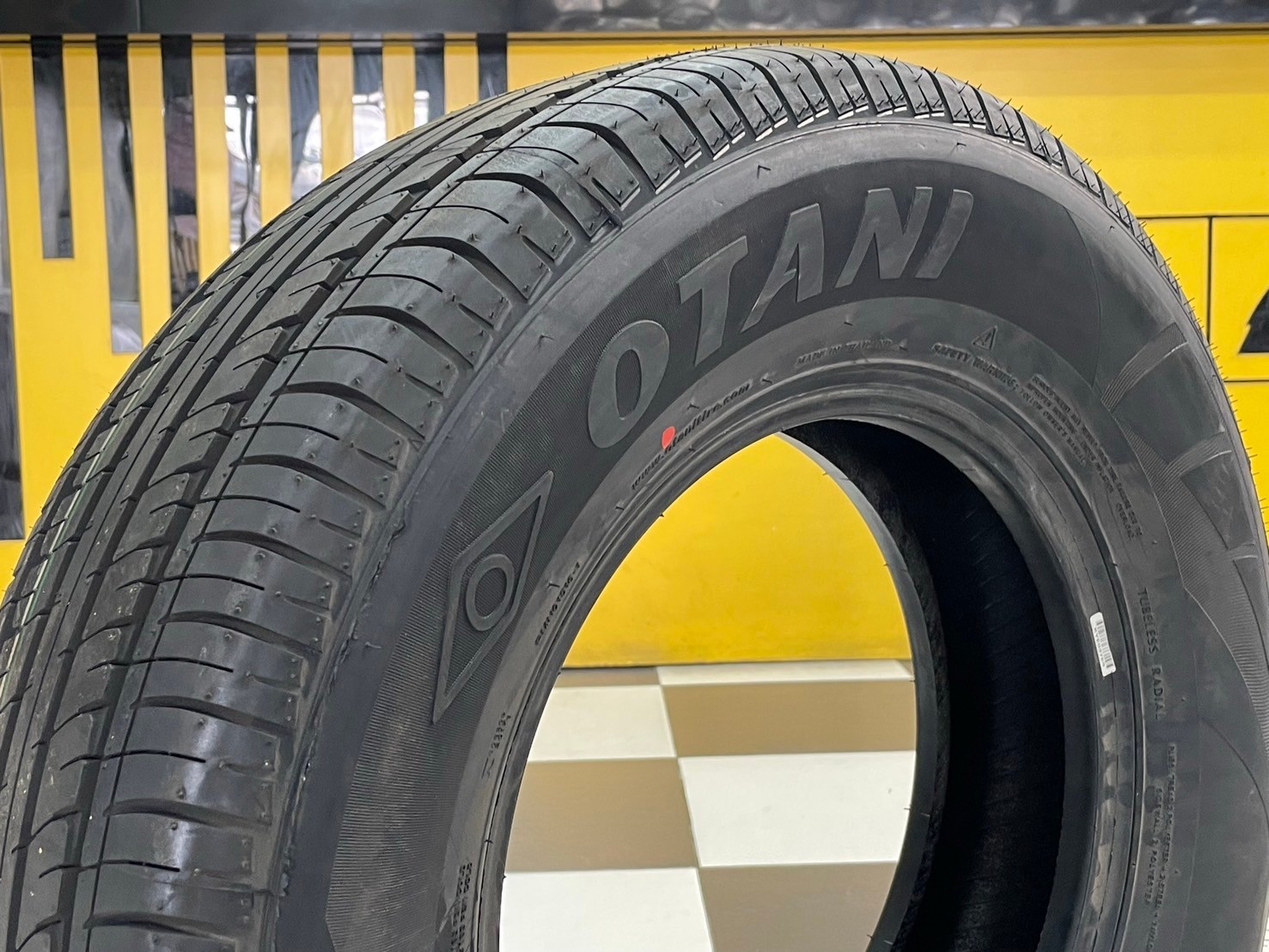 OTANI MK2000 225/70R15 ยางใหม่ปี2024