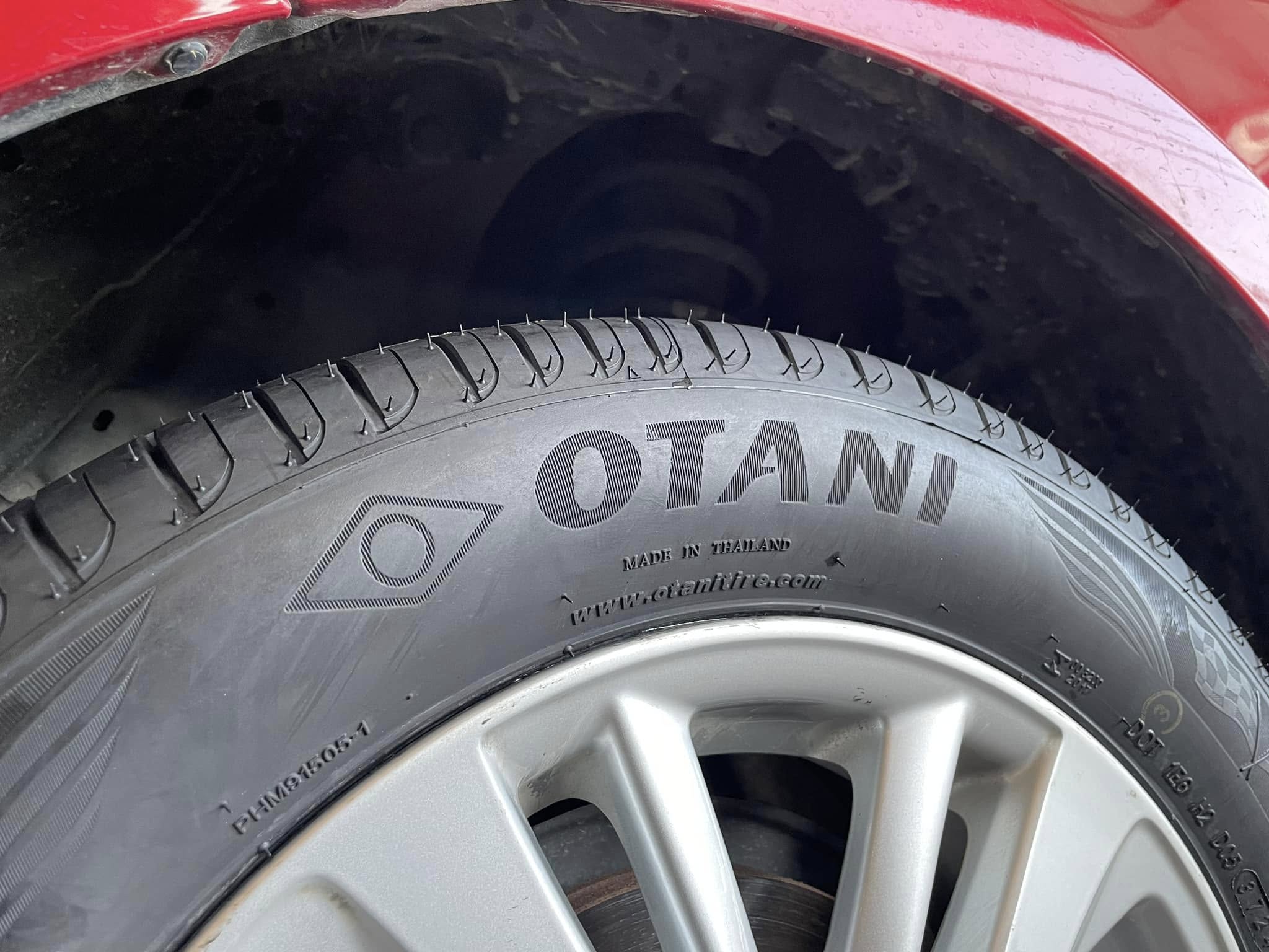 🚘 #TOYOTA_YARIS🛞 เปลี่ยนยาง#OTANI #EK1000 195/60R15