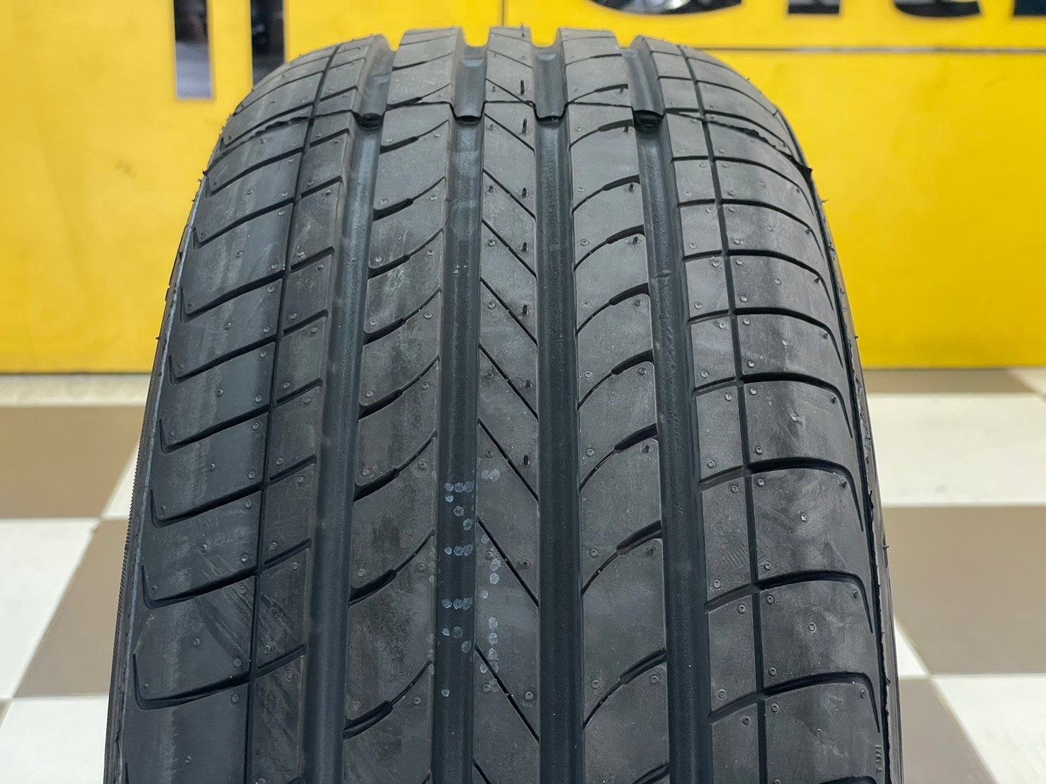 ยางไทย #หลิงหลง #Linglong Tire รุ่นHP010 ขนาด205/55R16 ยางใหม่ปี2024