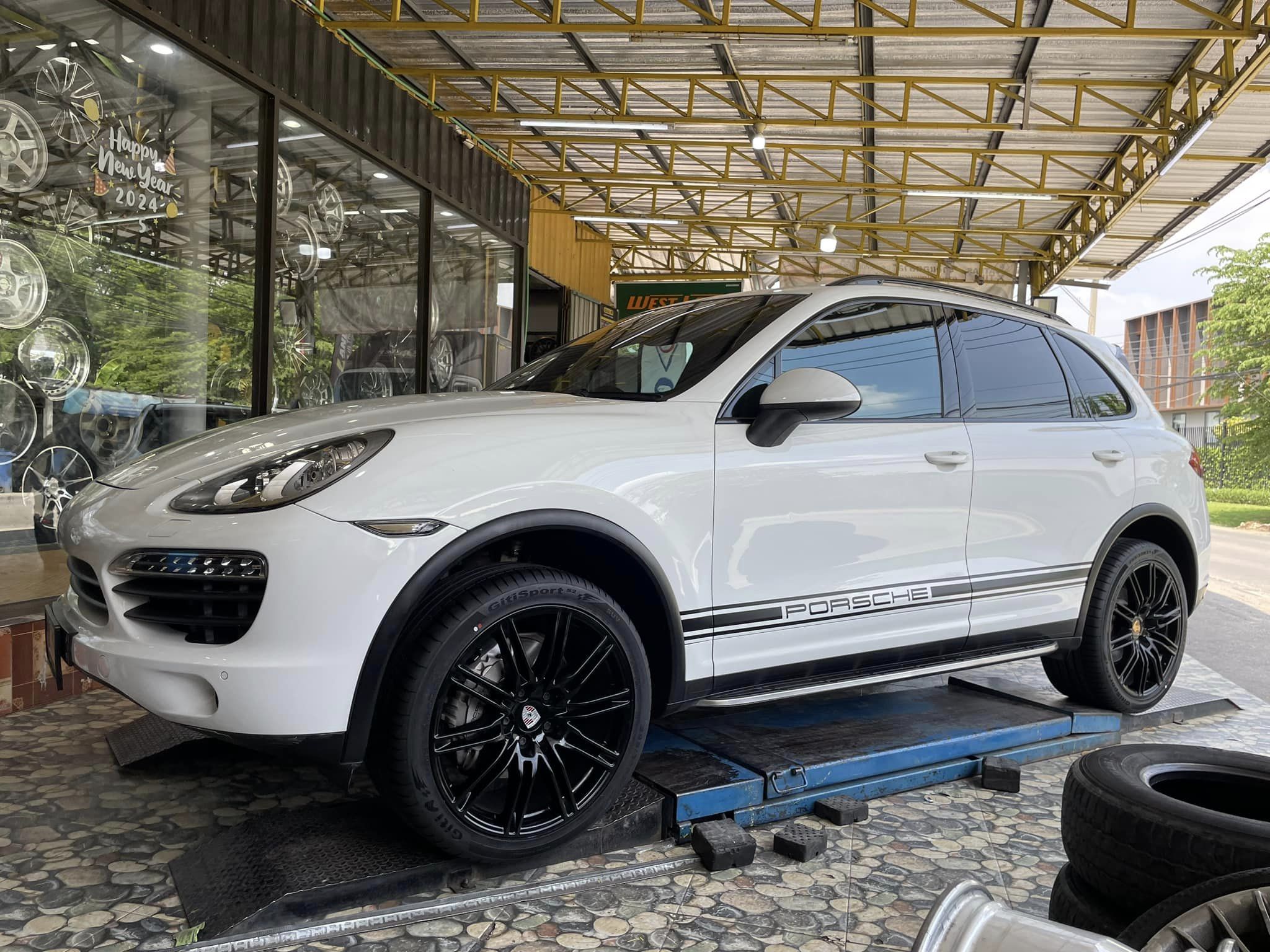 ❤️ #PORSCHE_CAYENNE E-Hybrid🚘 #Giti_SportS2 295/35R21 #ยางจีที #ยางสปอร์ตสมรรถนะการขับขี่สูง