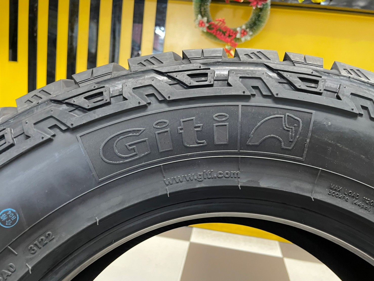 🐘GITI 🐘4x4AT70 265/65R17 ยางใหม่ปี2022 ราคาโปรโมชั่นพิเศษ พร้อมติดตั้งฟรี