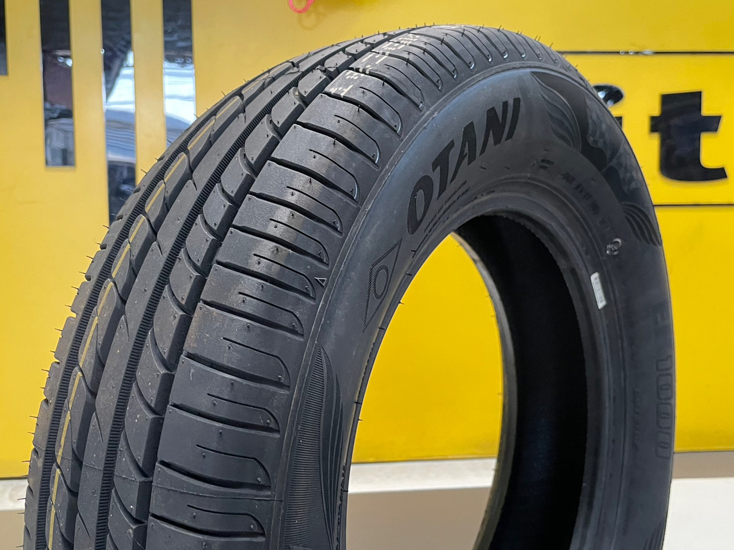 OTANI EK1000 175/70R14 ยางไทยคุณภาพดี นุ่มเงีย