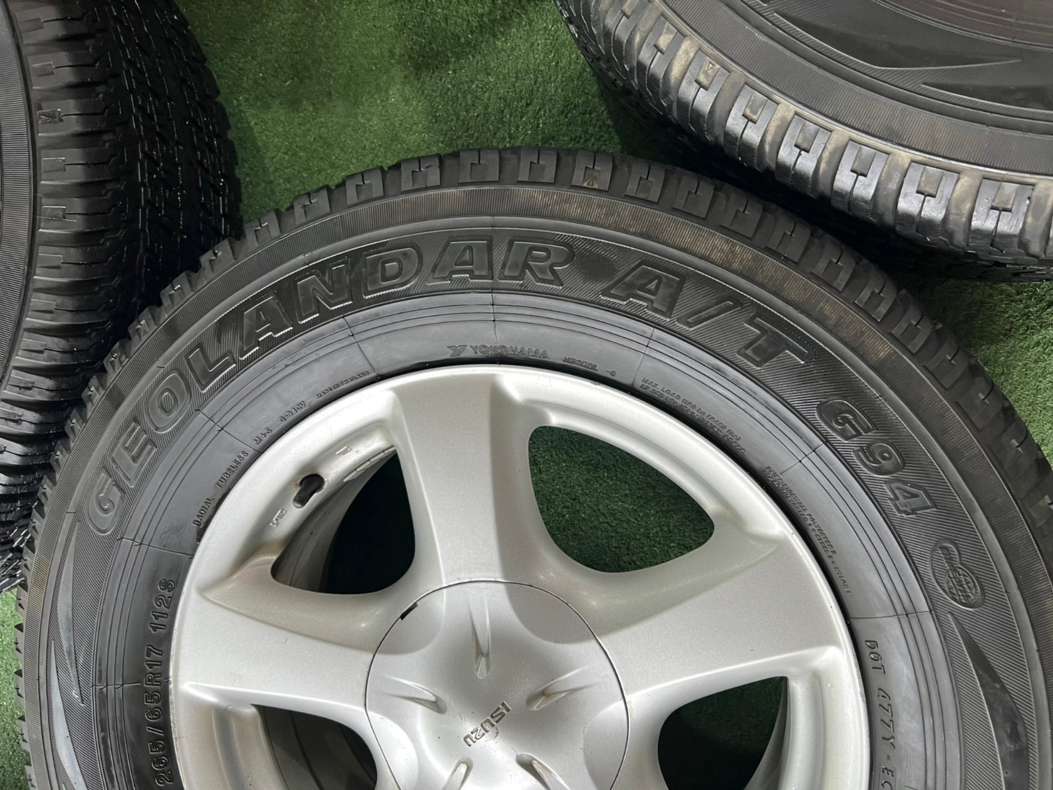 ล้อ ISUZU พร้อมยางYOKOHAMA 265/65R17