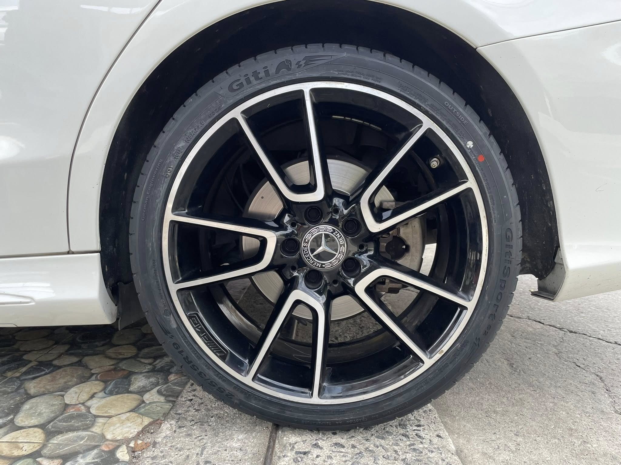 BENZ_C220d เปลี่ยนยาง 🛞🐘#GITI_SportS2_225/40R19 🛞 #GITI_SportS2_255/35R19