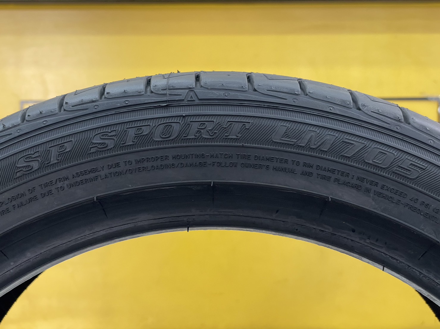 ยางDUNLOP SP SPORT #LM705 215/45R17 ยางใหม่ปี2024