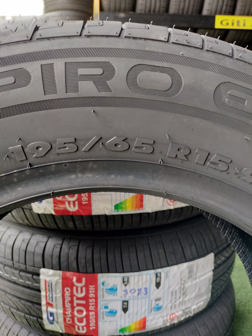 #GT Radial Champiro Ecotec 195/65R15 ยางใหม่ปี2023 (4เส้น)