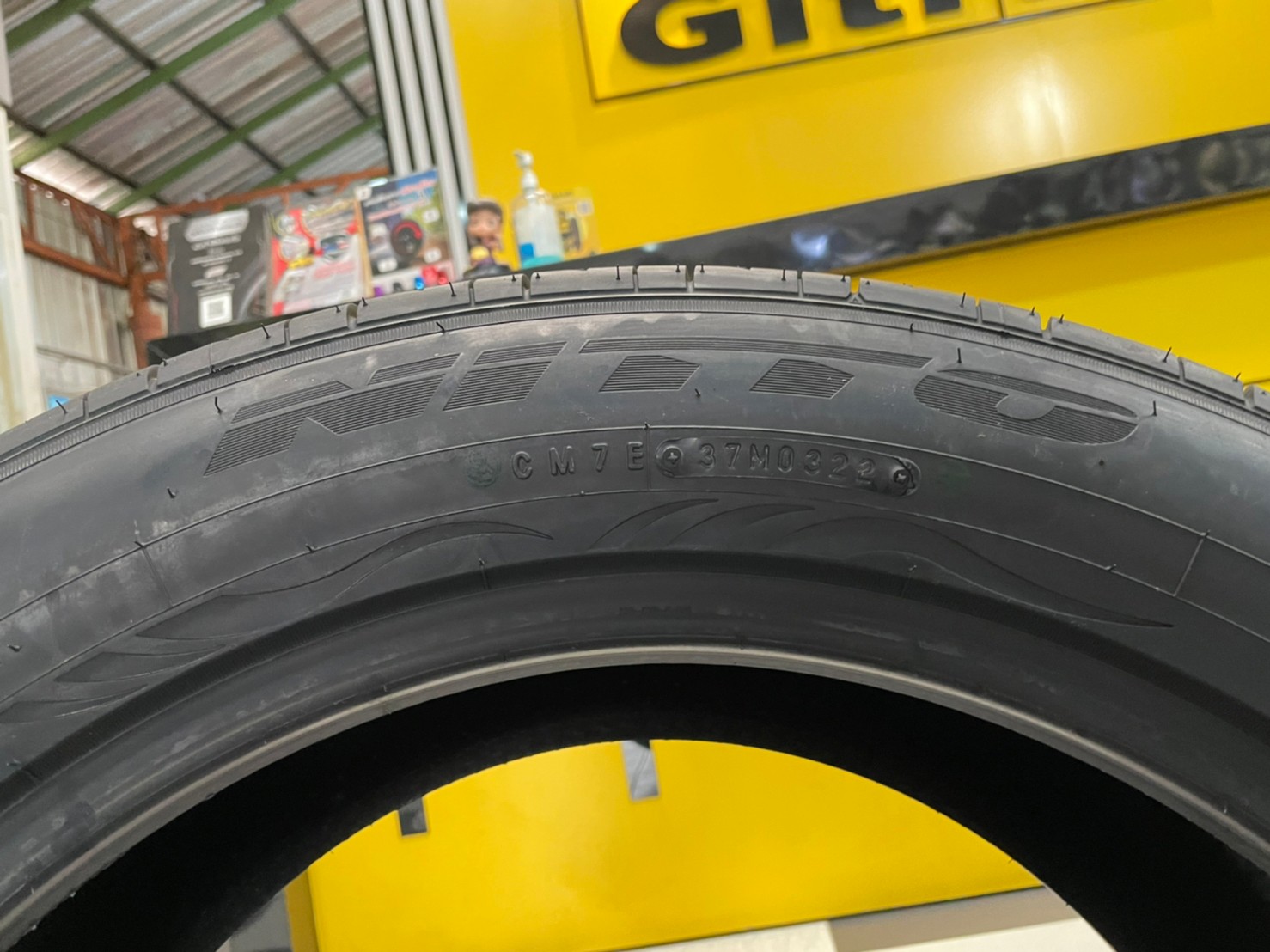 NITTO NT420SD 265/50R20 ยางลายซิ่ง สปอร์ต สมรรถนะสูง ยางใหม่ปี2022
