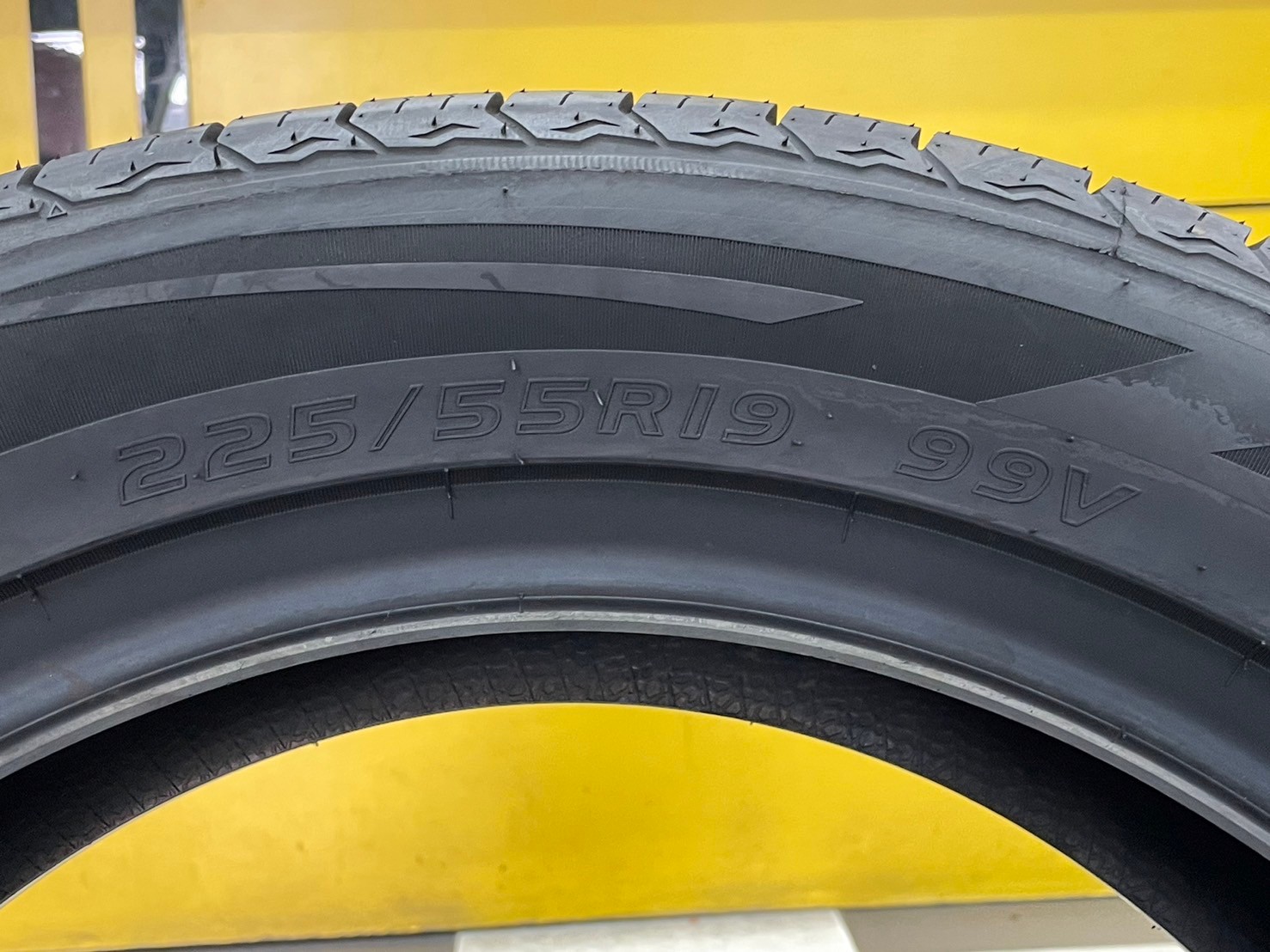 🔥🔥🔥ราคาโปรโมชั่น🔥🔥🔥 ยาง GOODRIDE SU320 225/55R19 ยางใหม่ปี2024